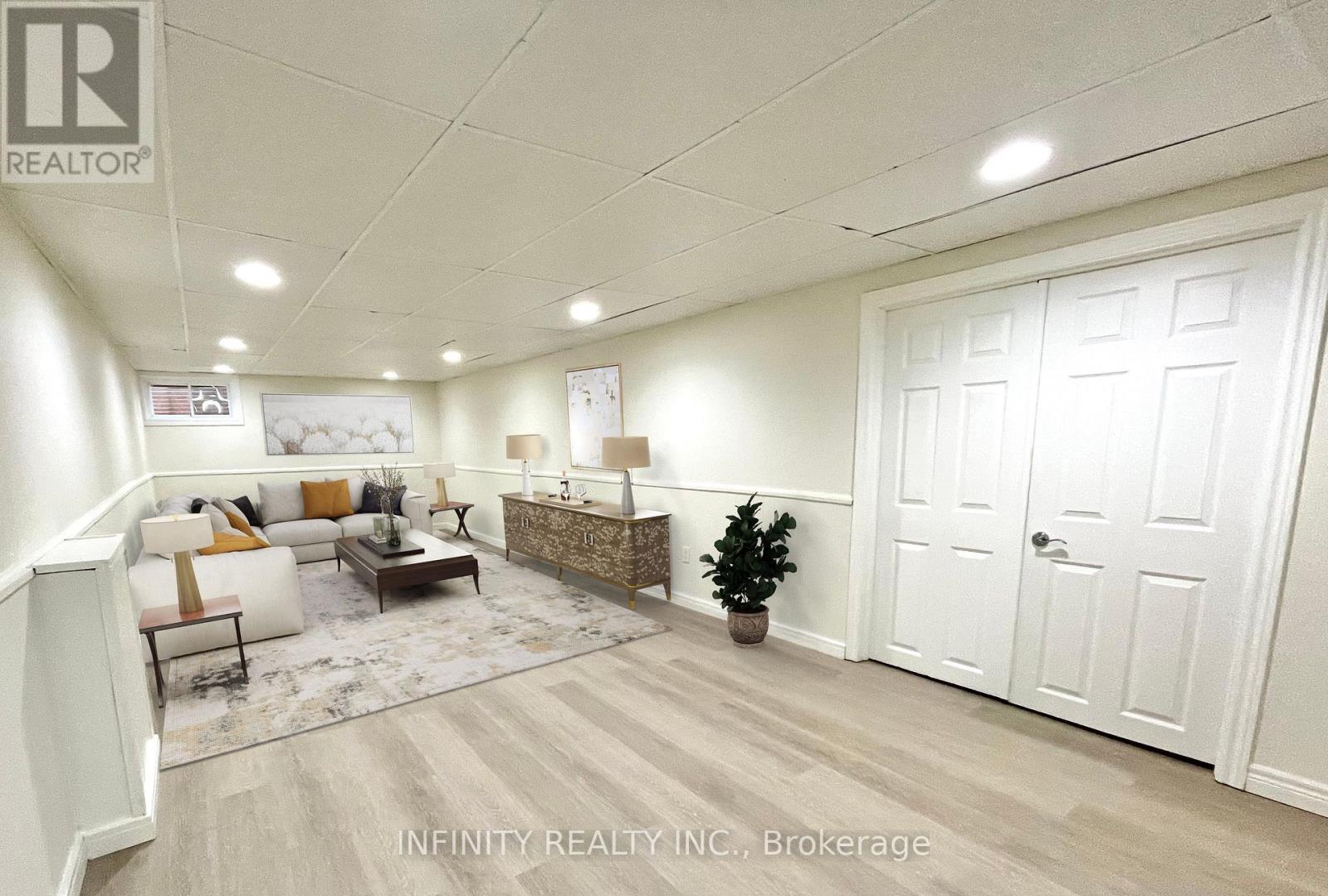 251 Hunt Club Drive, London North, Ontario  N6H 3Z2 - Photo 34 - X12451311