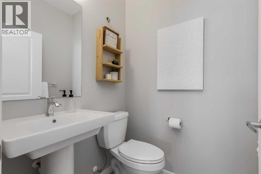 200 Magnolia Terrace Se, Calgary, Alberta  T3M 3H9 - Photo 12 - A2245632