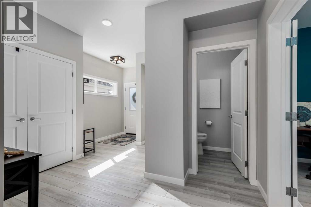 200 Magnolia Terrace Se, Calgary, Alberta  T3M 3H9 - Photo 11 - A2245632