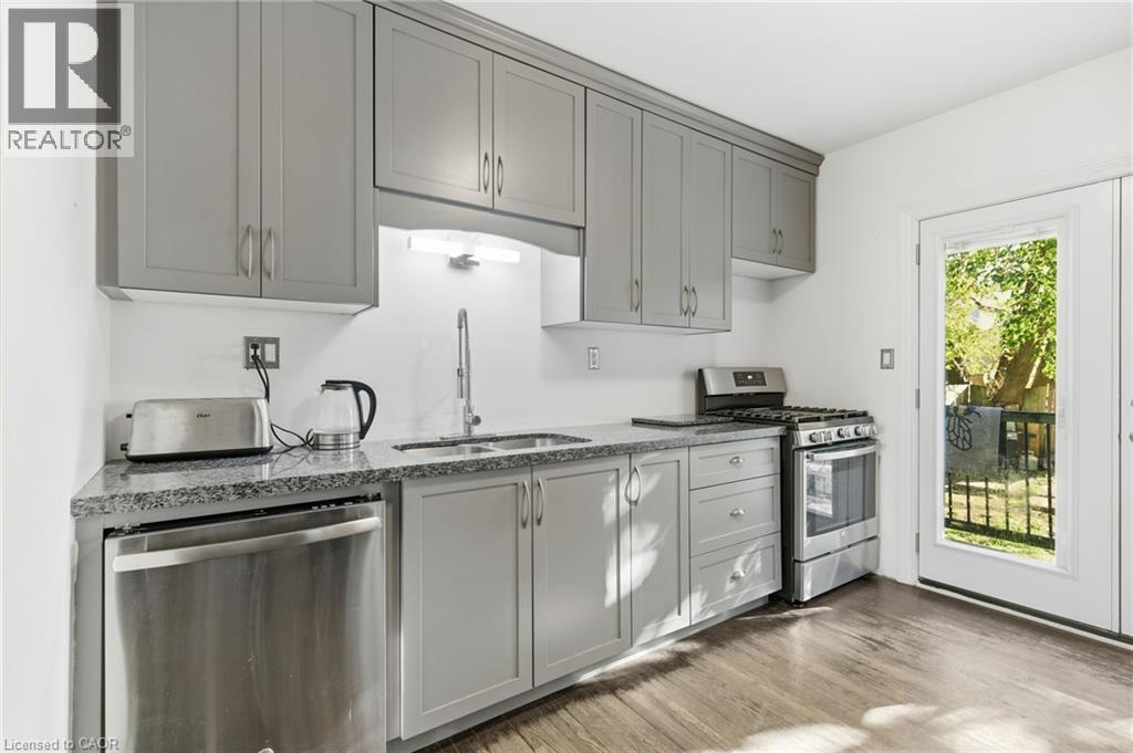 30 Mars Avenue, Hamilton, Ontario  L8L 3V8 - Photo 14 - 40784407