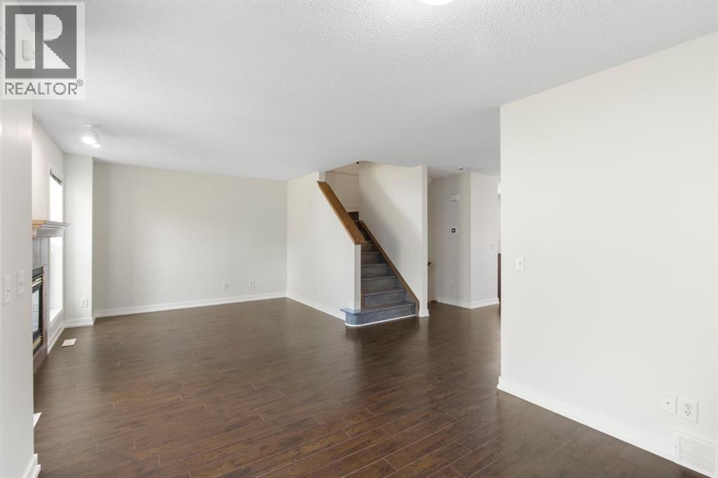 144 Hidden Creek Gardens Nw, Calgary, Alberta  T3A 6J5 - Photo 5 - A2255756