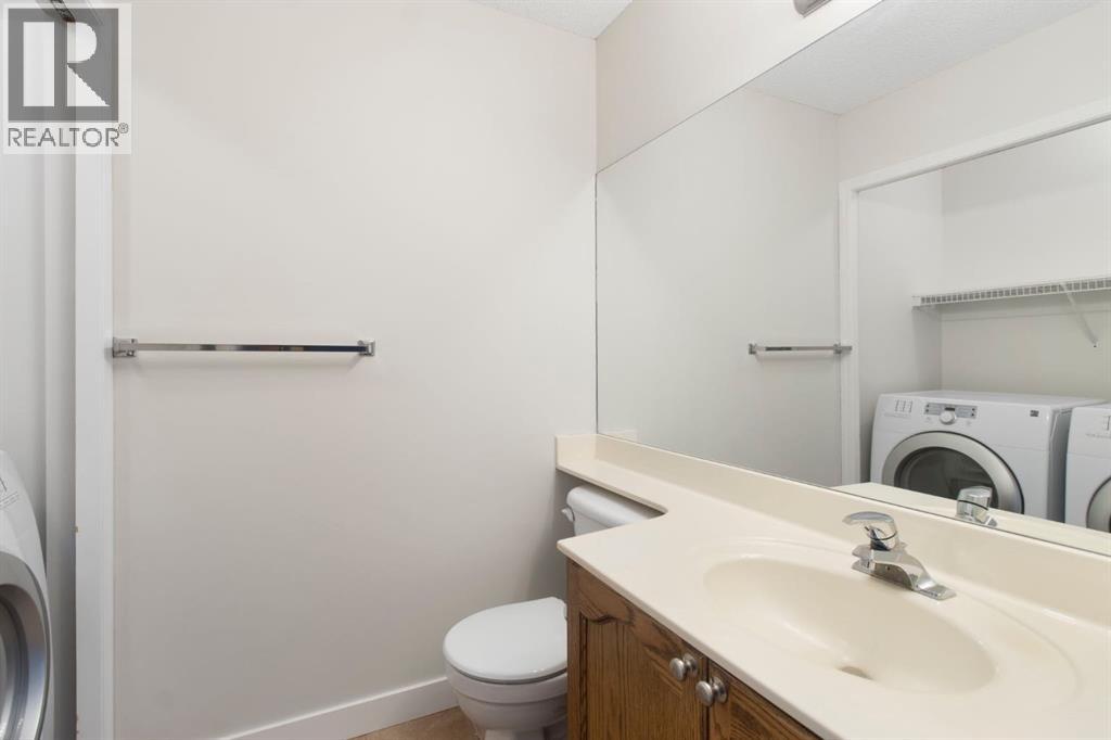 144 Hidden Creek Gardens Nw, Calgary, Alberta  T3A 6J5 - Photo 7 - A2255756