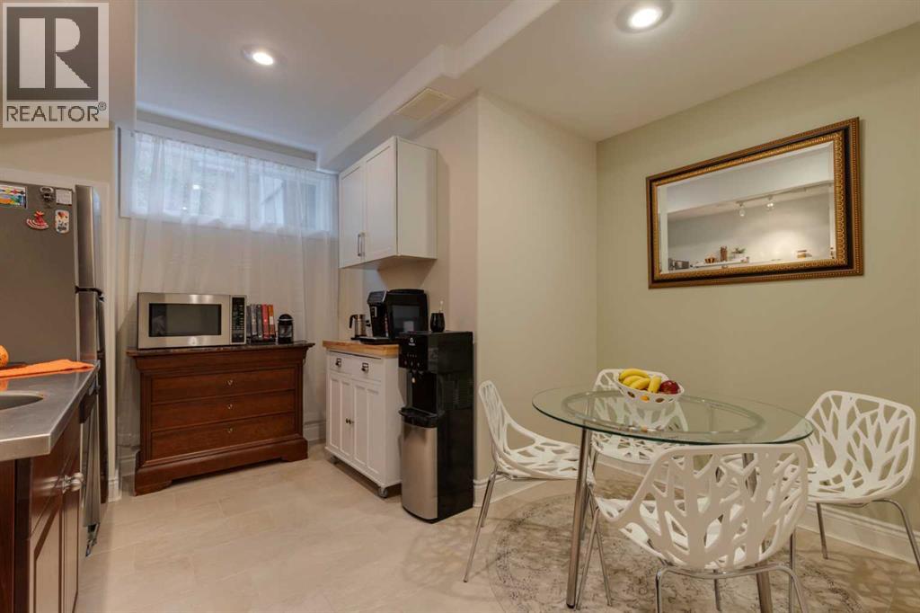 142 Discovery Ridge Boulevard Sw, Calgary, Alberta  T3H 4Y2 - Photo 22 - A2258267