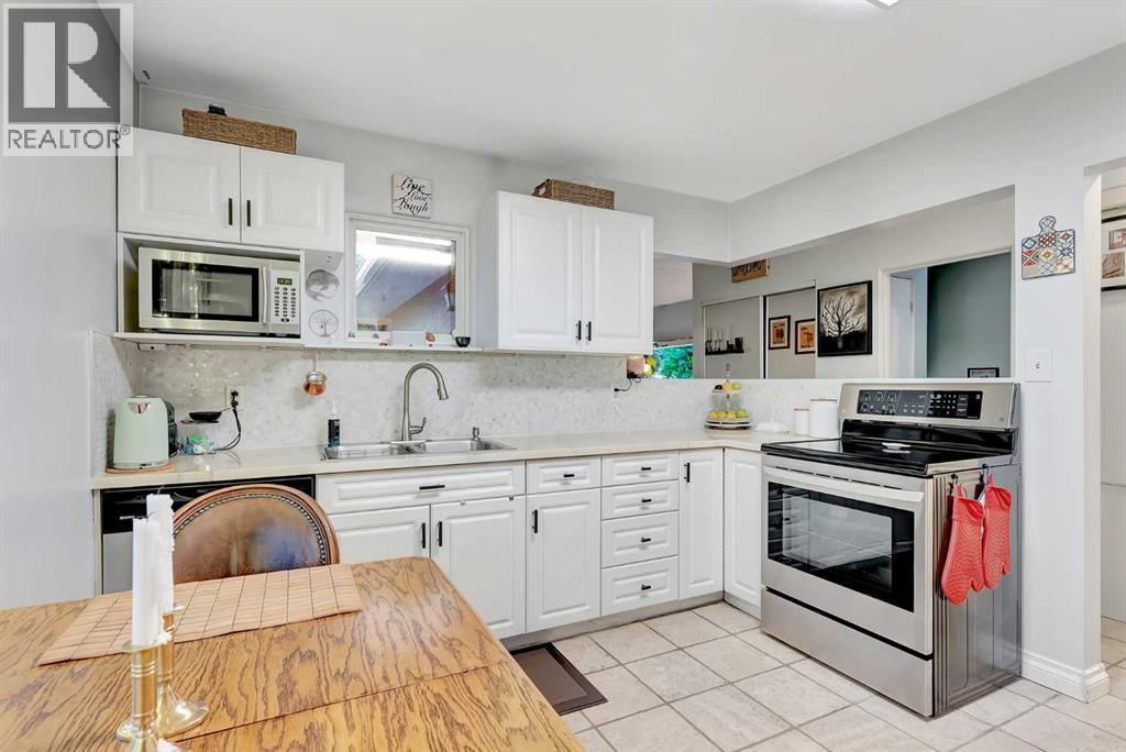 301 38 Street Sw, Calgary, Alberta  T3C 1S9 - Photo 9 - A2262089