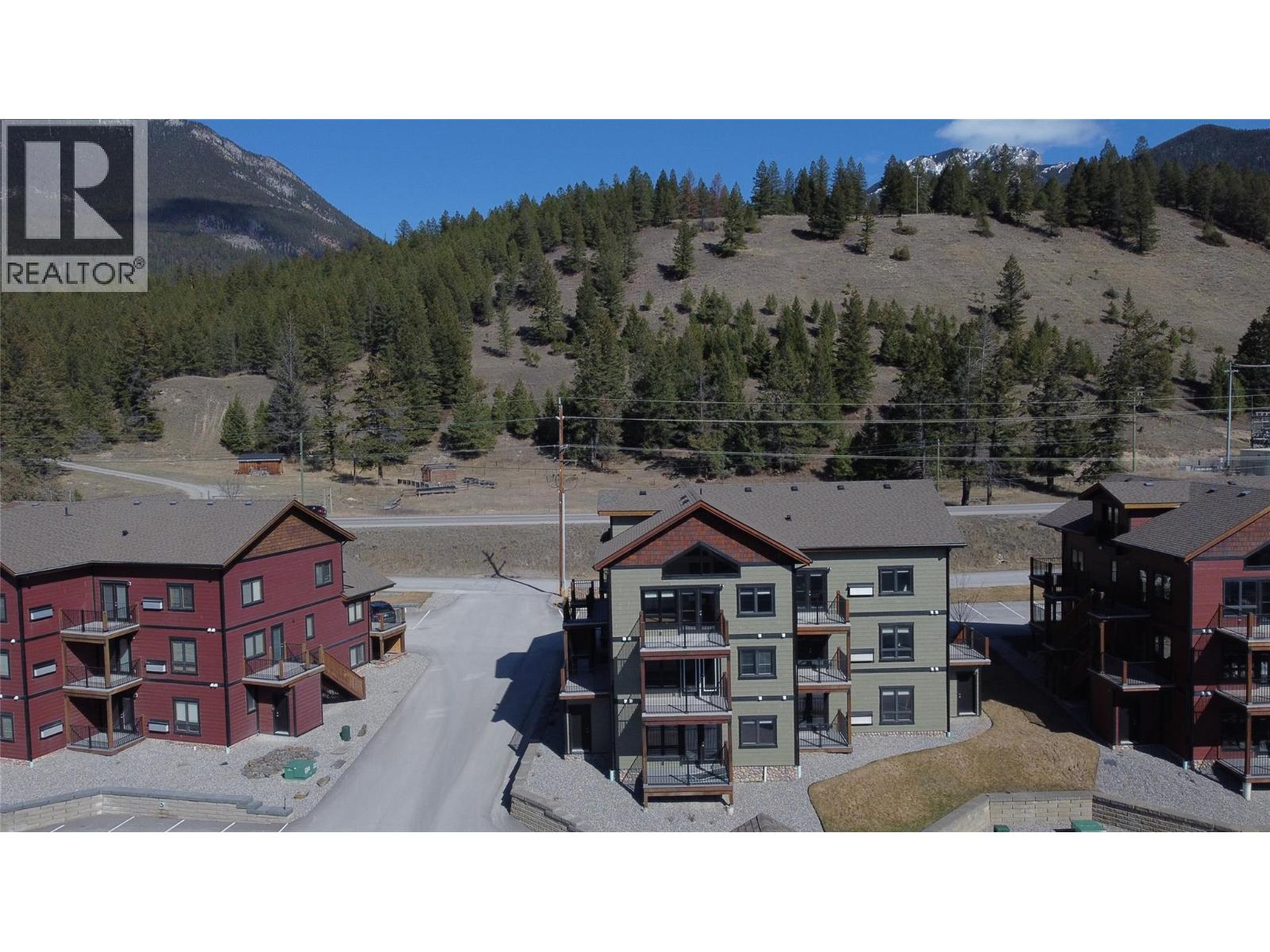 7291 PROSPECTOR Avenue Unit# 401, Radium Hot Springs, British Columbia