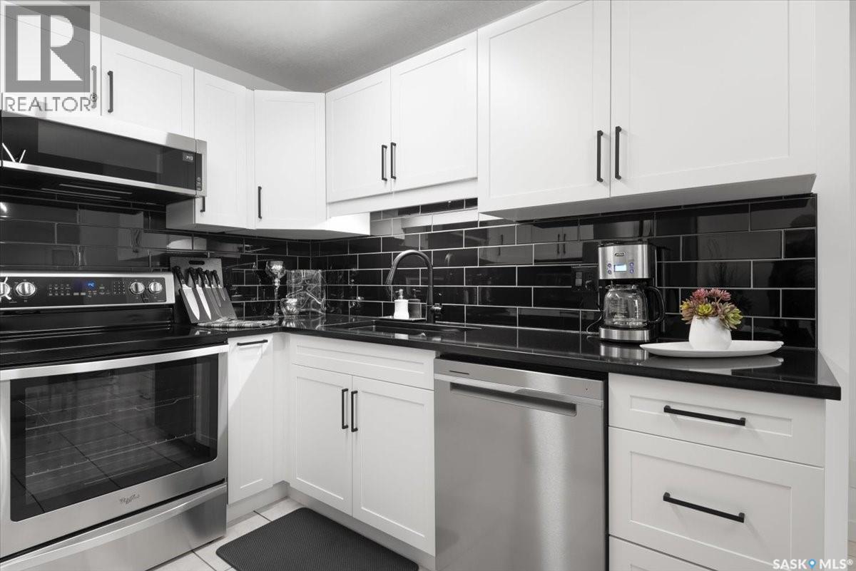 112 Cedar Meadow DRIVE, regina, Saskatchewan