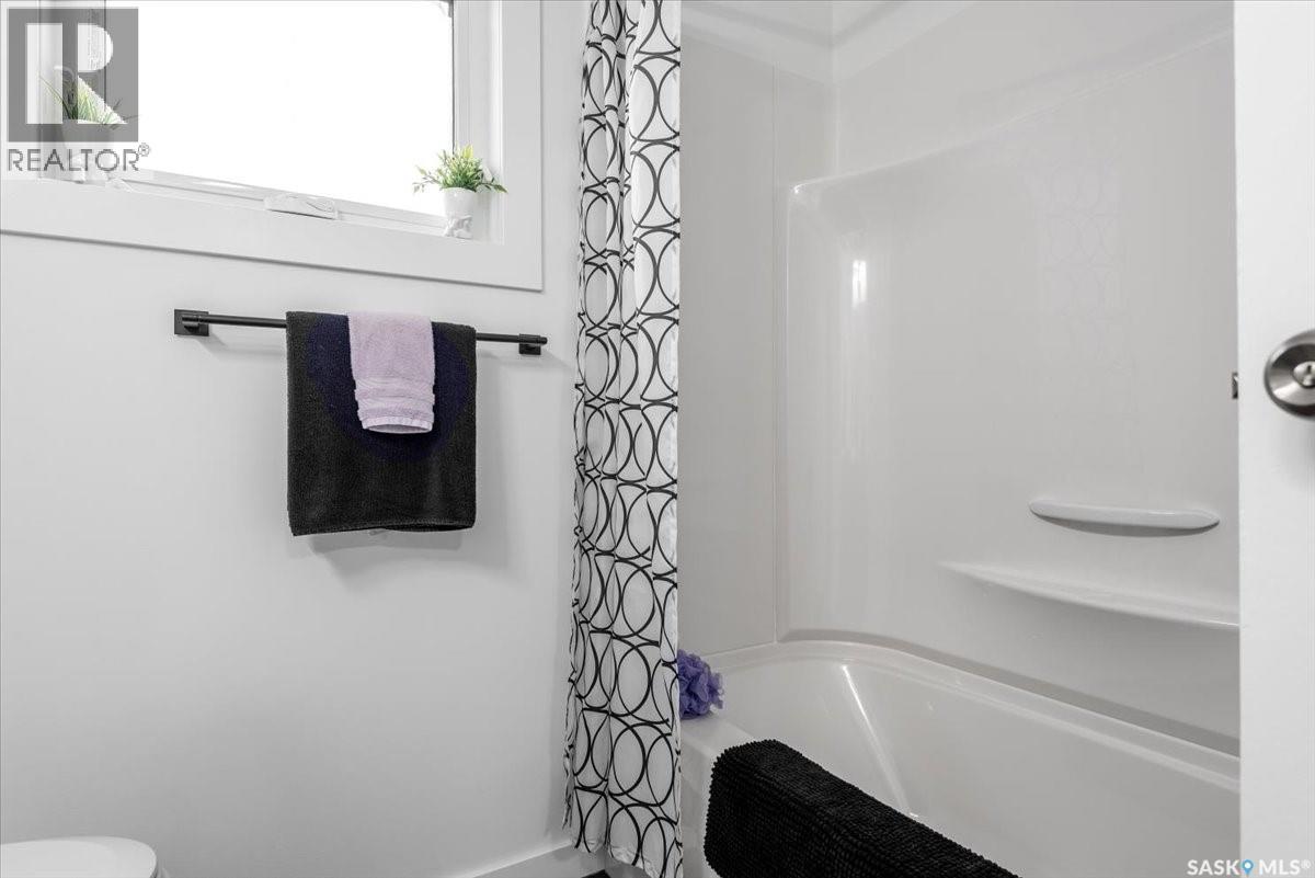 112 Cedar Meadow Drive, Regina, Saskatchewan  S4X 3J6 - Photo 11 - SK022114