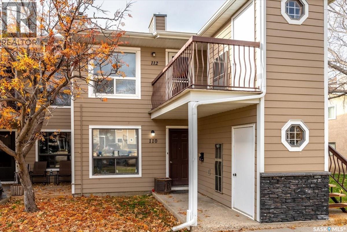 112 Cedar Meadow Drive, Regina, Saskatchewan  S4X 3J6 - Photo 2 - SK022114