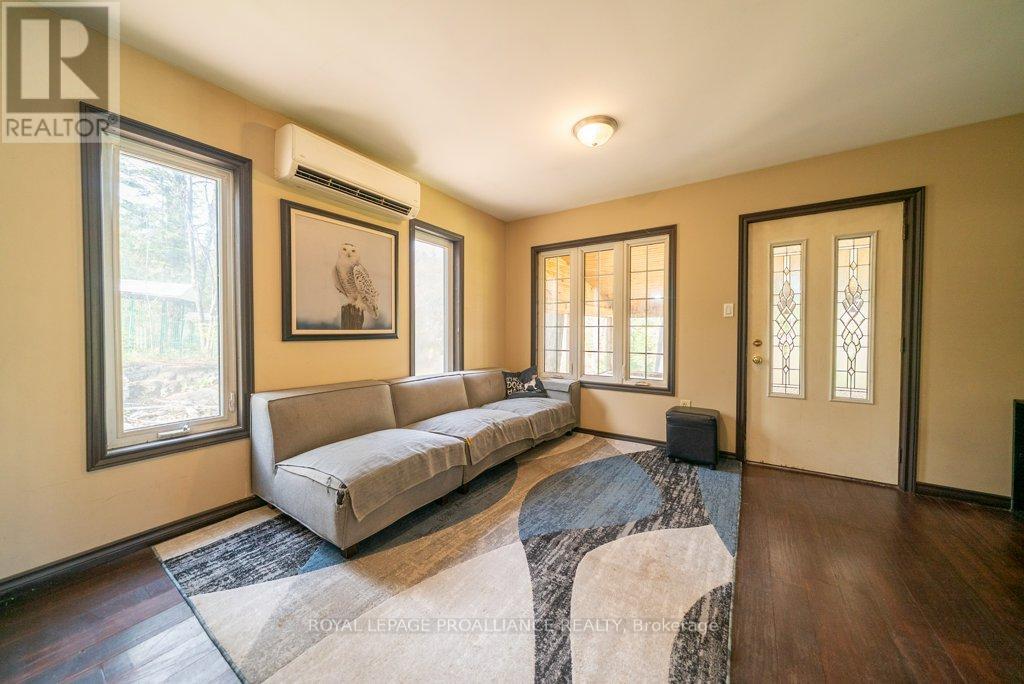 1058 Jacques Bay Road, Addington Highlands, Ontario  K0H 1K0 - Photo 16 - X12155339