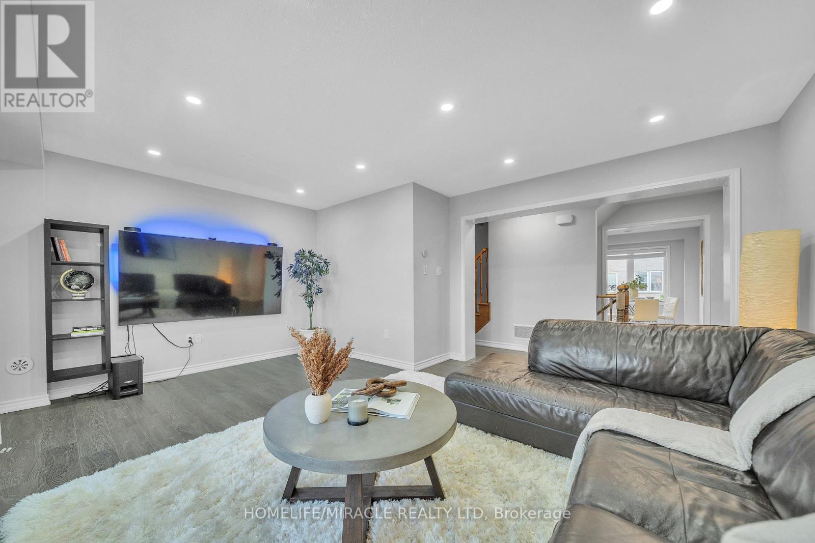 43 Baycliffe Crescent, Brampton (Northwest Brampton), Ontario  L1P 1W8 - Photo 19 - W12375949