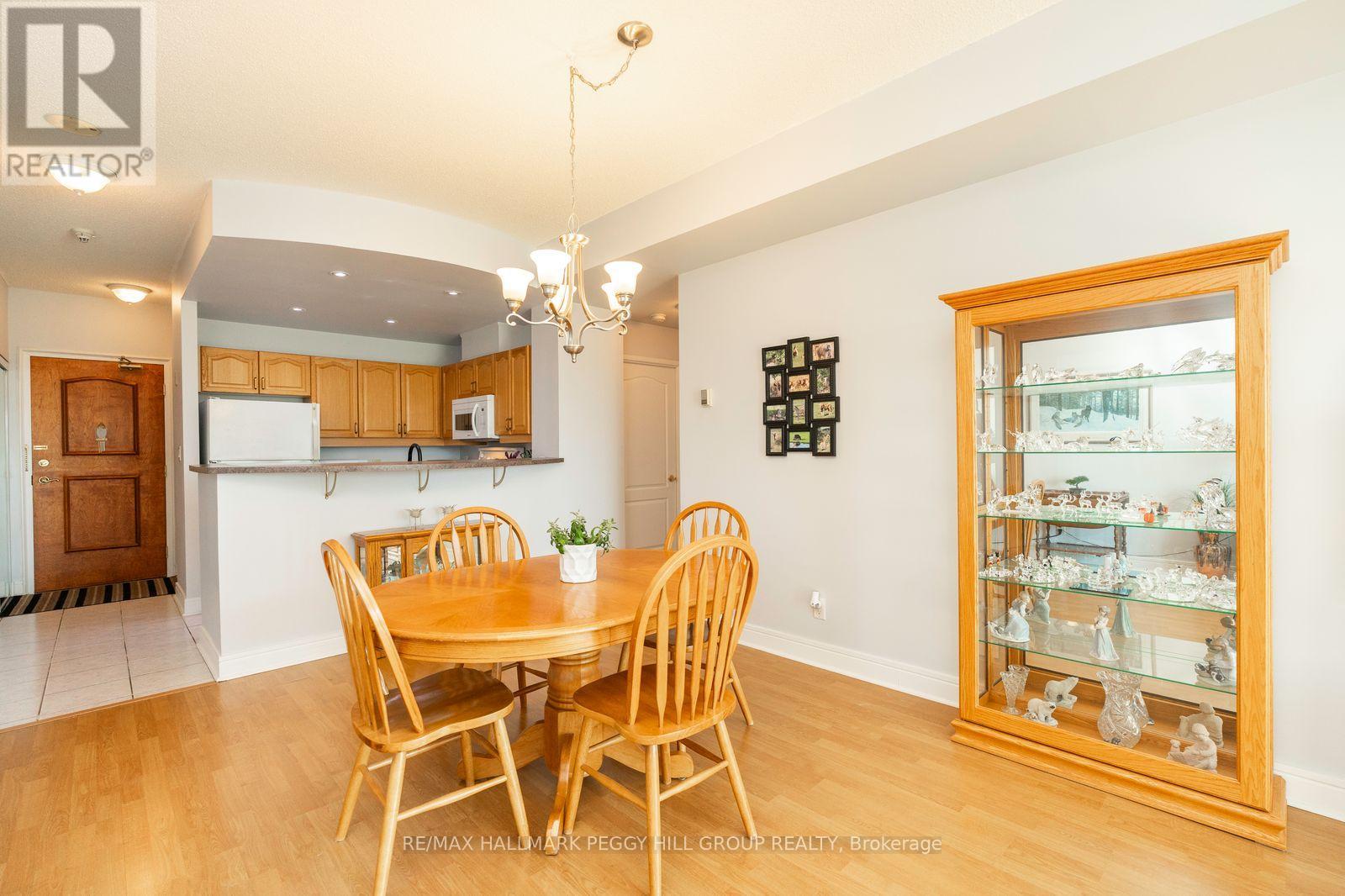 401 - 2 Toronto Street, Barrie, Ontario  L4N 9R2 - Photo 5 - S12443454