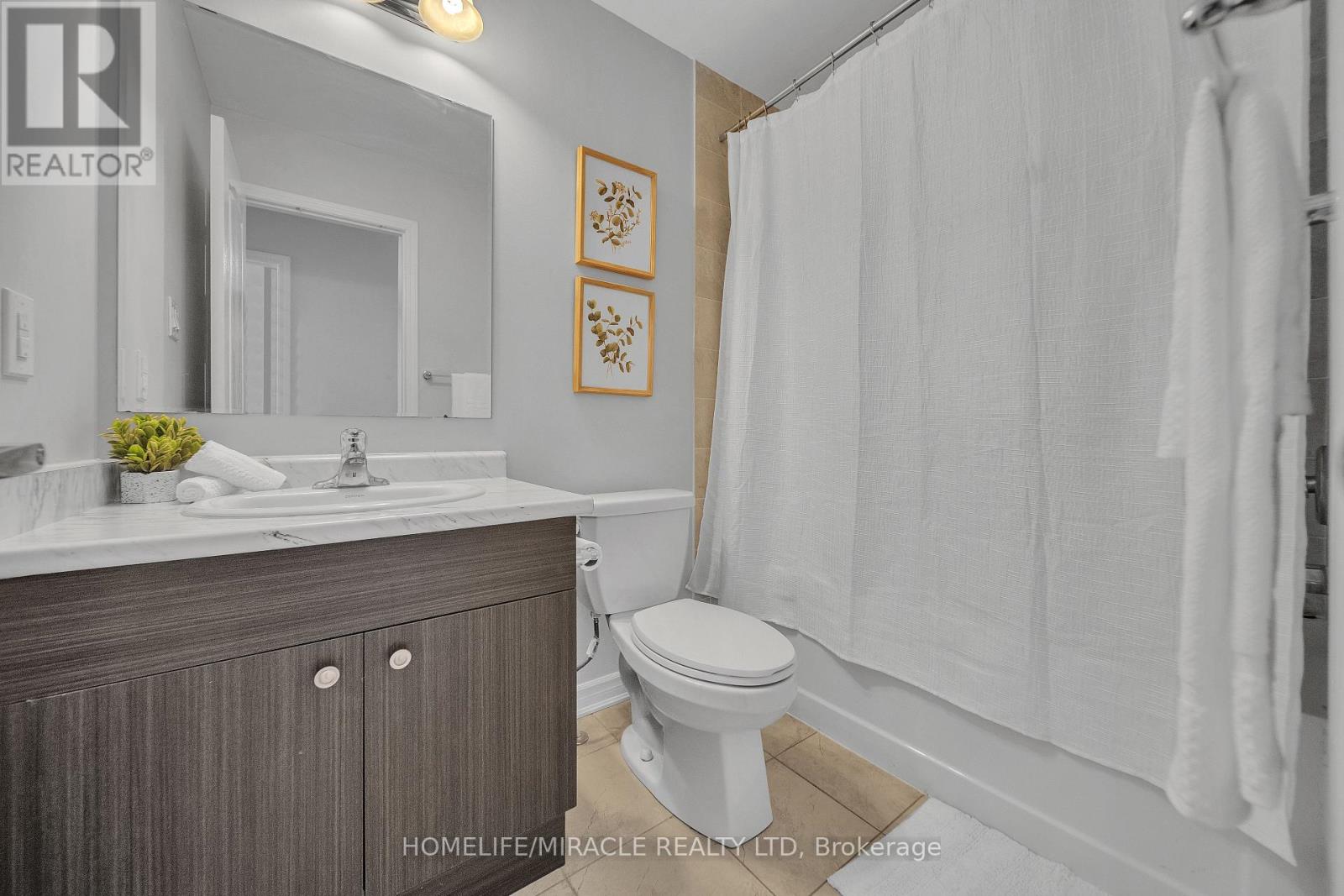 43 Baycliffe Crescent, Brampton (Northwest Brampton), Ontario  L1P 1W8 - Photo 25 - W12375949