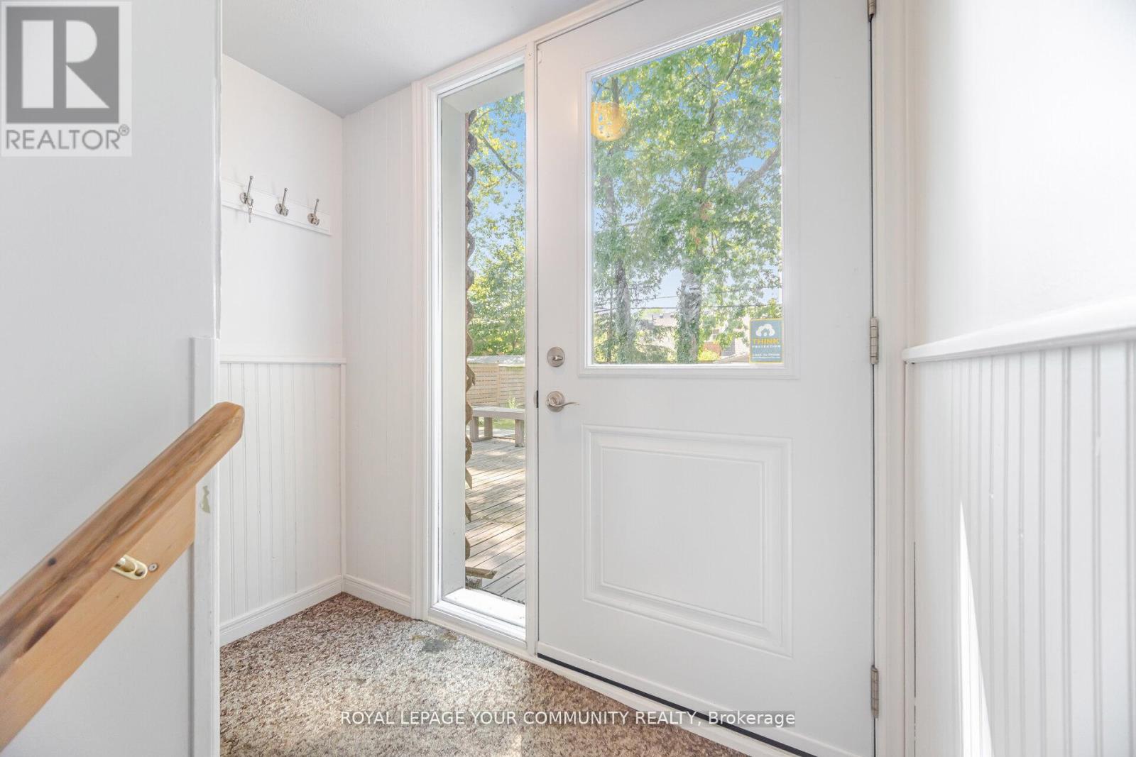 1286 Kipling Avenue, Toronto (Princess-Rosethorn), Ontario  M9B 3N5 - Photo 19 - W12466662