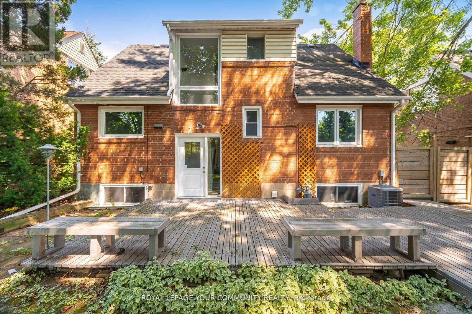 1286 Kipling Avenue, Toronto (Princess-Rosethorn), Ontario  M9B 3N5 - Photo 23 - W12466662