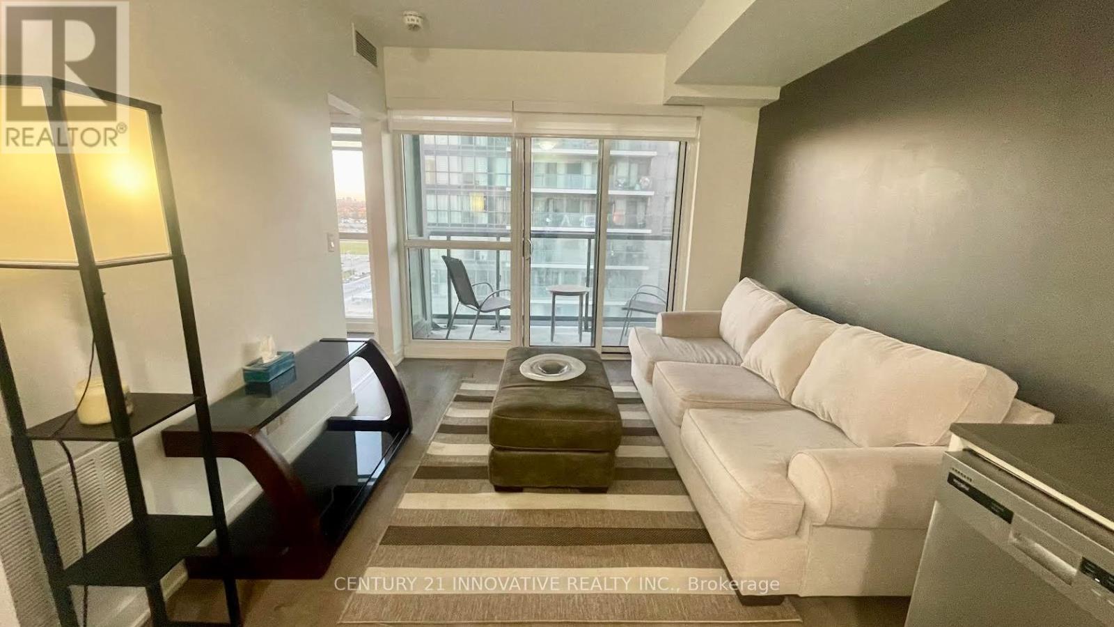 2003 - 2 Sonic Way, Toronto, Ontario  M3C 0P2 - Photo 12 - C12495670