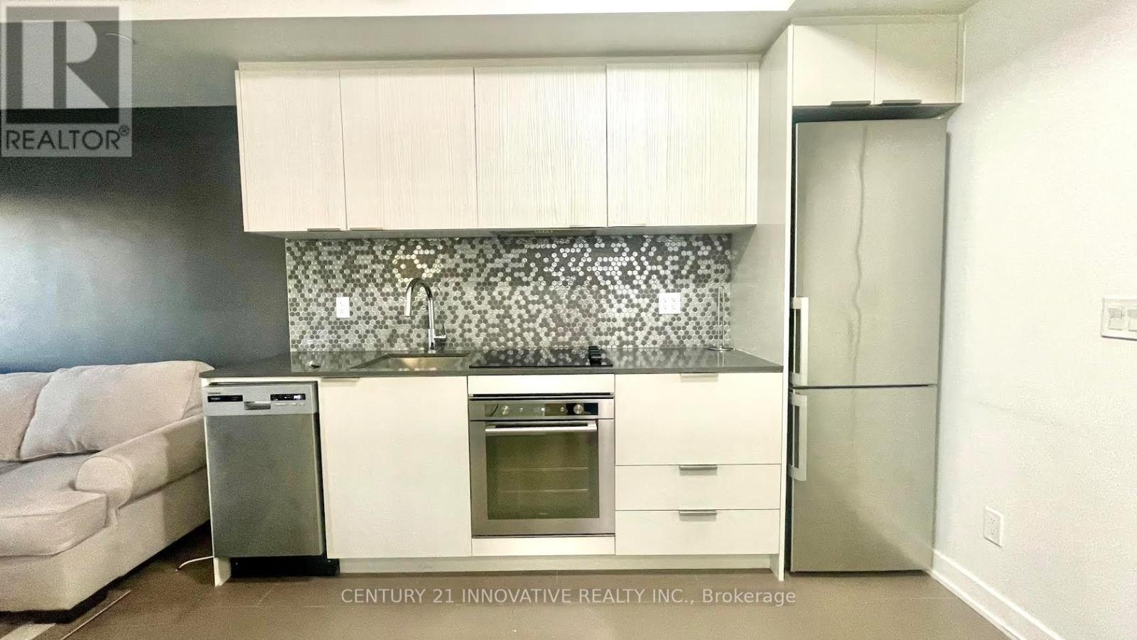 2003 - 2 Sonic Way, Toronto, Ontario  M3C 0P2 - Photo 14 - C12495670