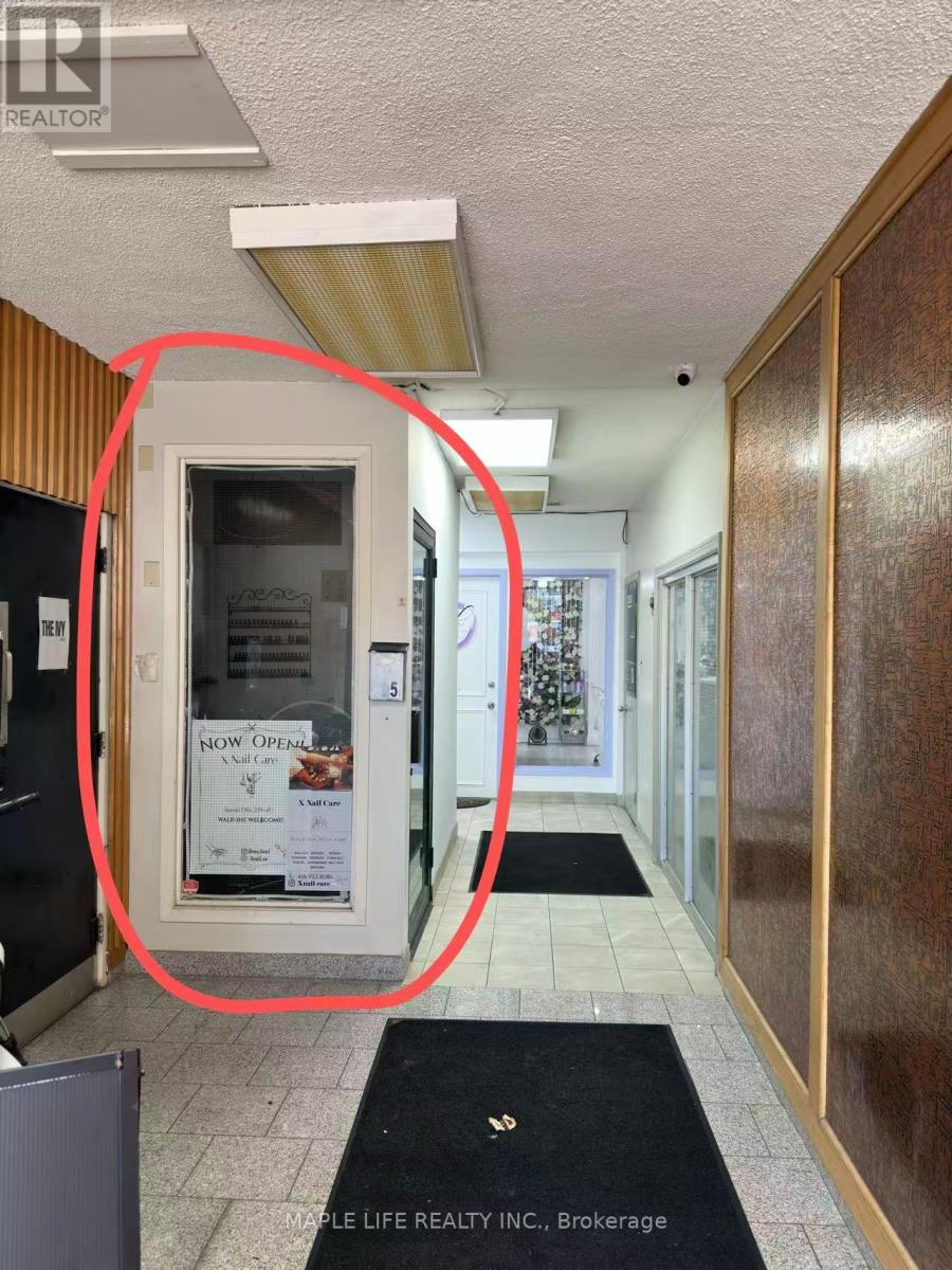 #109 - 901 Yonge Street, Toronto (Rosedale-Moore Park), Ontario  M4W 2H2 - Photo 2 - C12495702