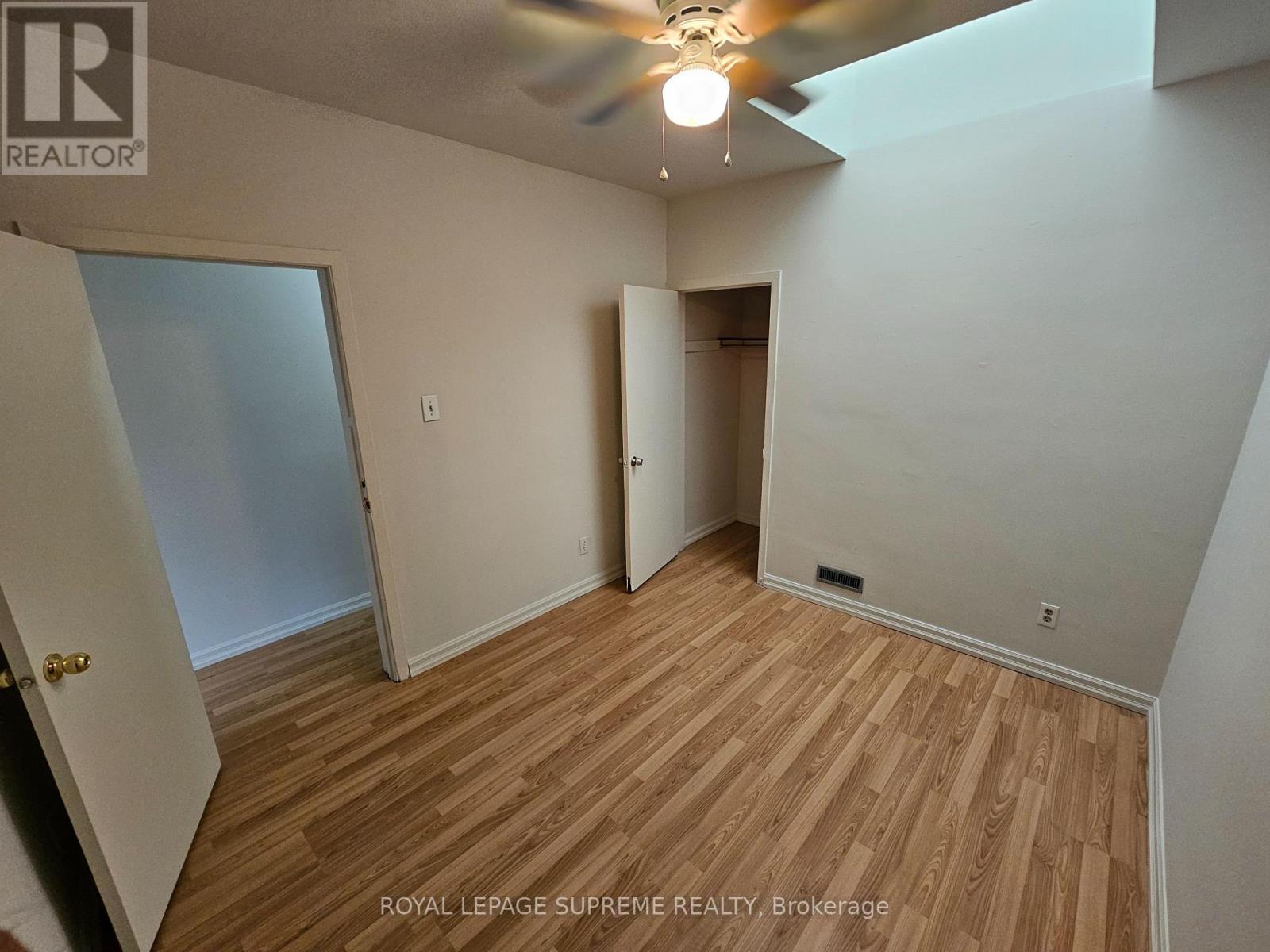 Upper - 806 College Street, Toronto, Ontario  M6E 4R1 - Photo 18 - C12495750