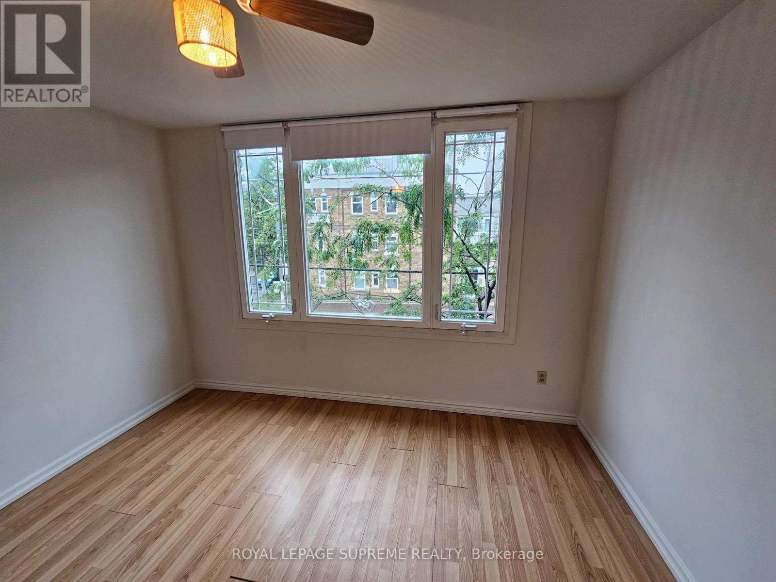 Upper - 806 College Street, Toronto, Ontario  M6E 4R1 - Photo 20 - C12495750