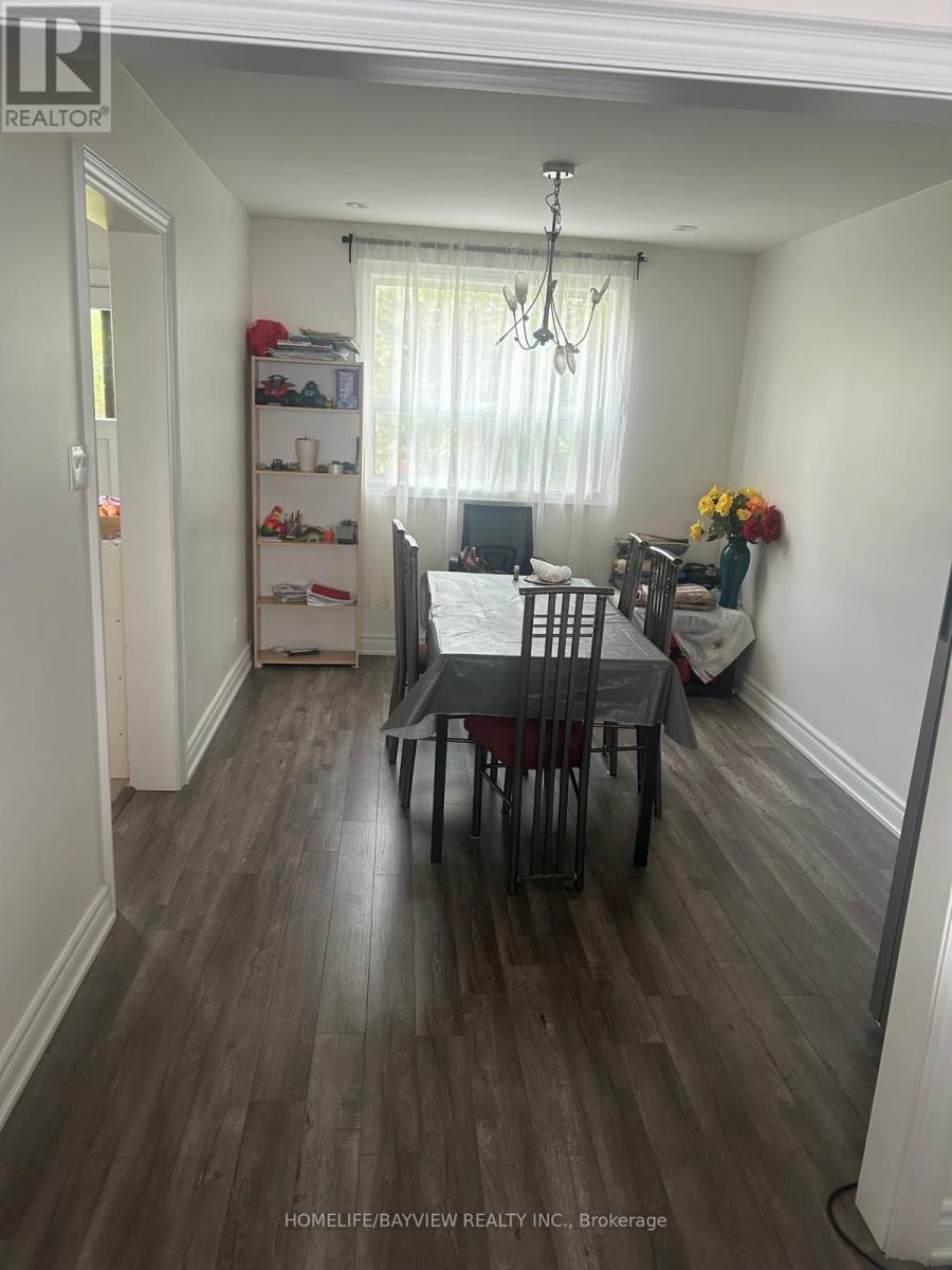 10 Alisa Craig Court, Toronto, Ontario  M2R 2B8 - Photo 3 - C12495756