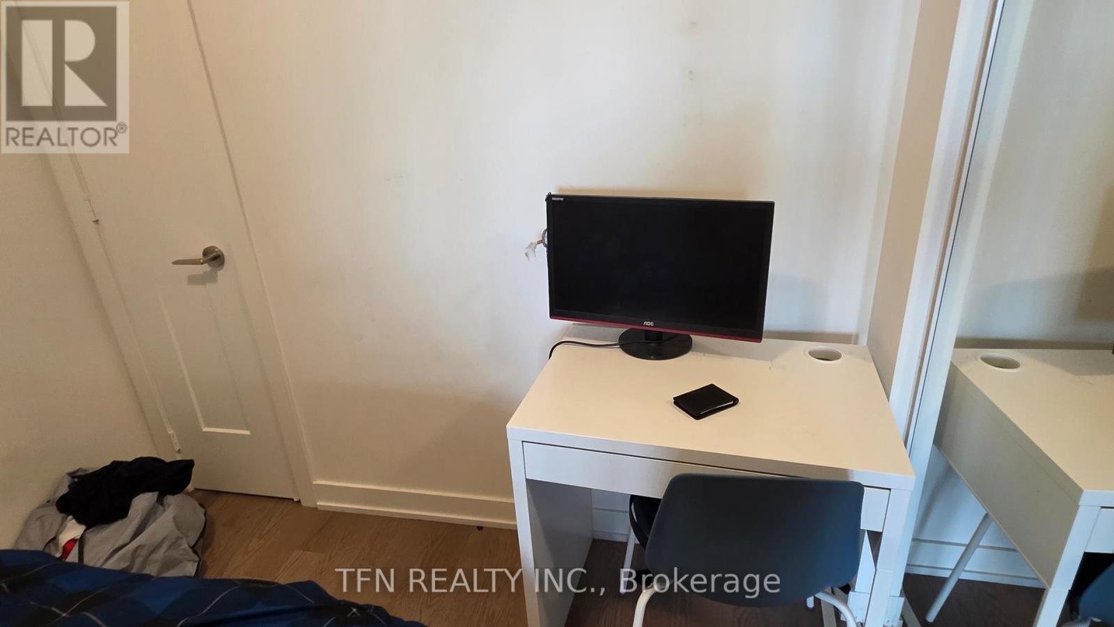 2312 - 330 Richmond Street W, Toronto, Ontario  M5V 0M4 - Photo 5 - C12495822