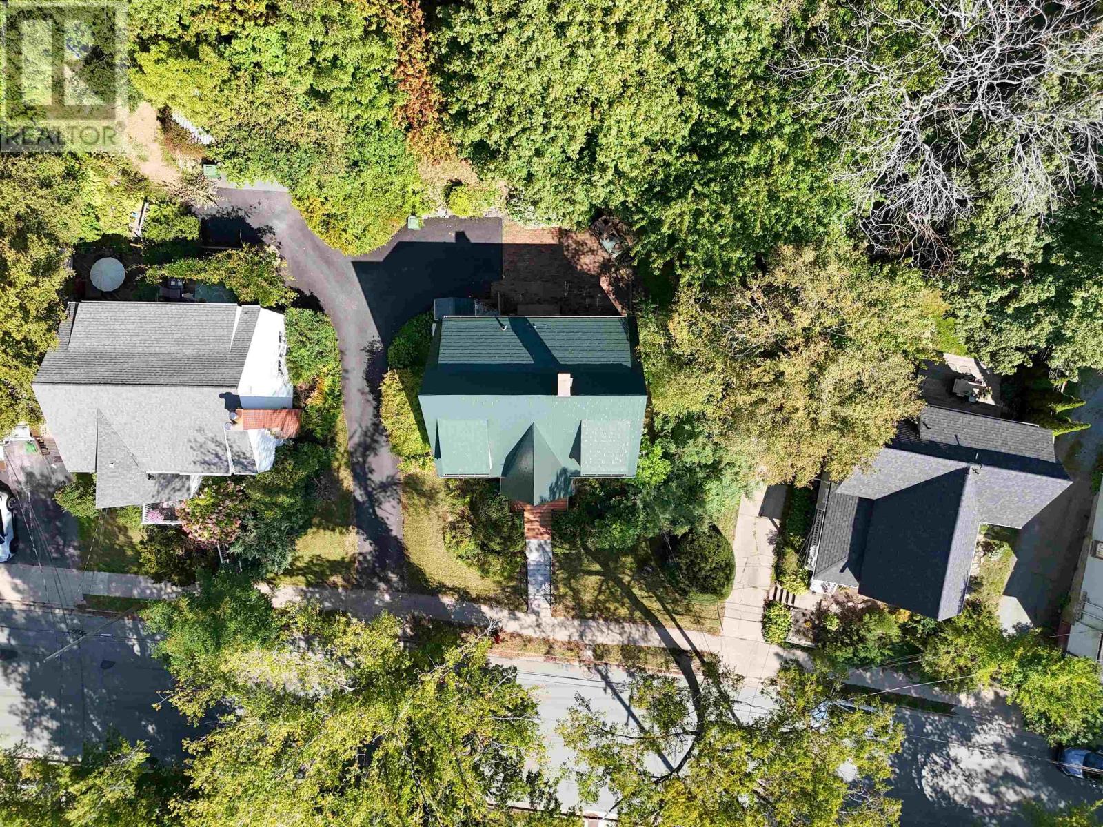 137 Pleasant Street, Dartmouth, Nova Scotia  B2Y 3P8 - Photo 44 - 202523719