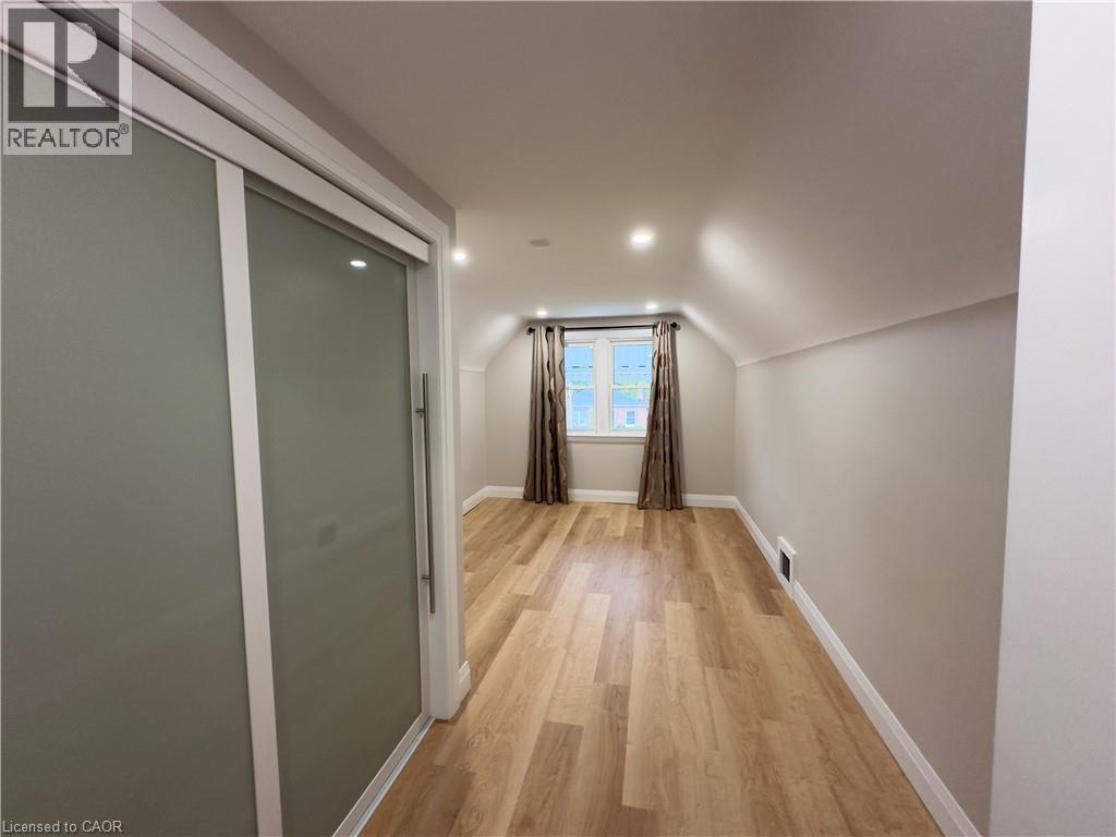 232 Rodgers Road, Hamilton, Ontario  L8K 3C5 - Photo 15 - 40784635