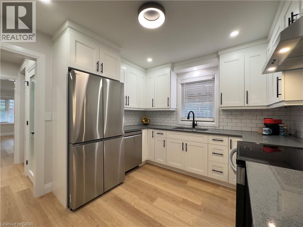 232 Rodgers Road, Hamilton, Ontario  L8K 3C5 - Photo 7 - 40784635