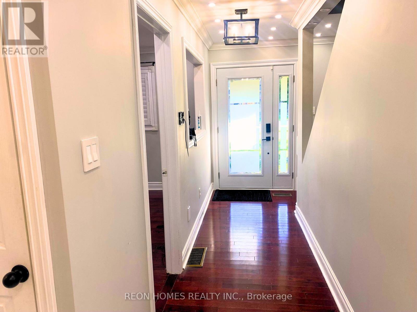 (Main) - 724 Sheppard Avenue, Pickering, Ontario  L1V 1G5 - Photo 2 - E12495690