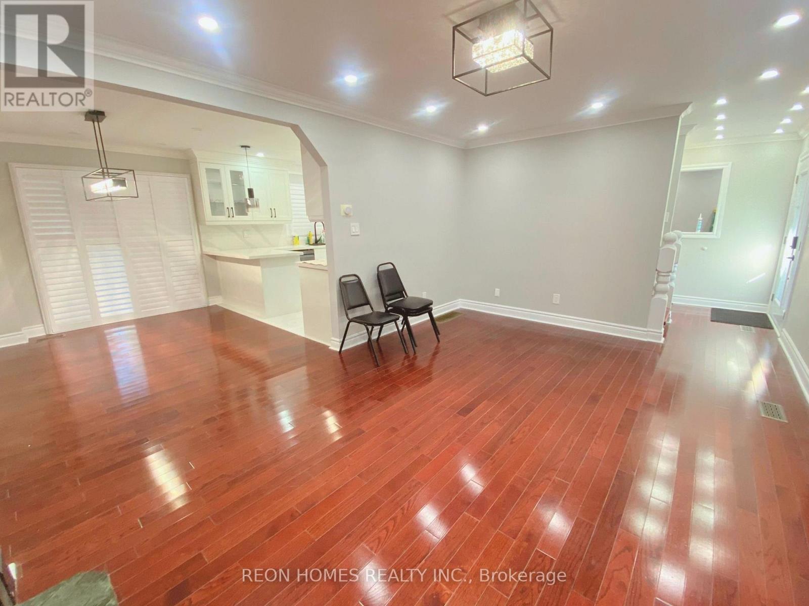 (Main) - 724 Sheppard Avenue, Pickering, Ontario  L1V 1G5 - Photo 4 - E12495690