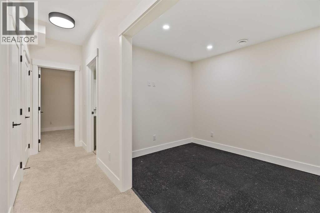 2013 34 Street Sw, Calgary, Alberta  T3E 2V9 - Photo 42 - A2260297