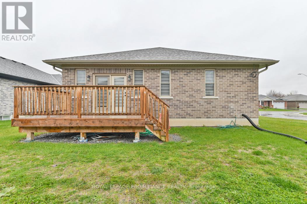24 Aberdeen Street, Stirling-Rawdon (Stirling Ward), Ontario  K0K 3E0 - Photo 24 - X12495970
