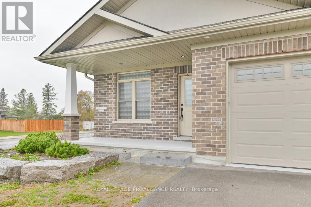 24 Aberdeen Street, Stirling-Rawdon (Stirling Ward), Ontario  K0K 3E0 - Photo 4 - X12495970