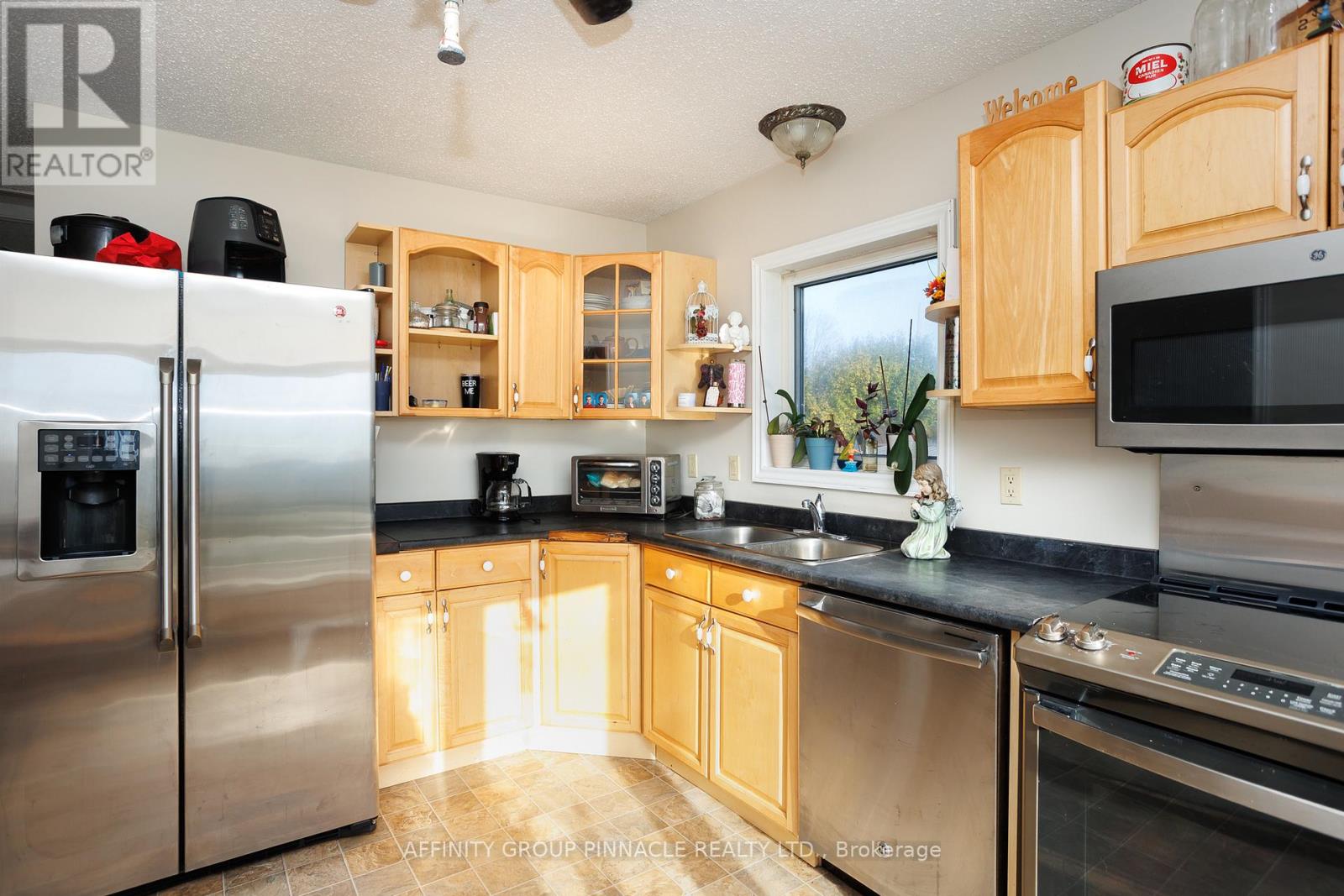 18 Summerside Road, Kawartha Lakes (Coboconk), Ontario  K0M 1K0 - Photo 12 - X12495978