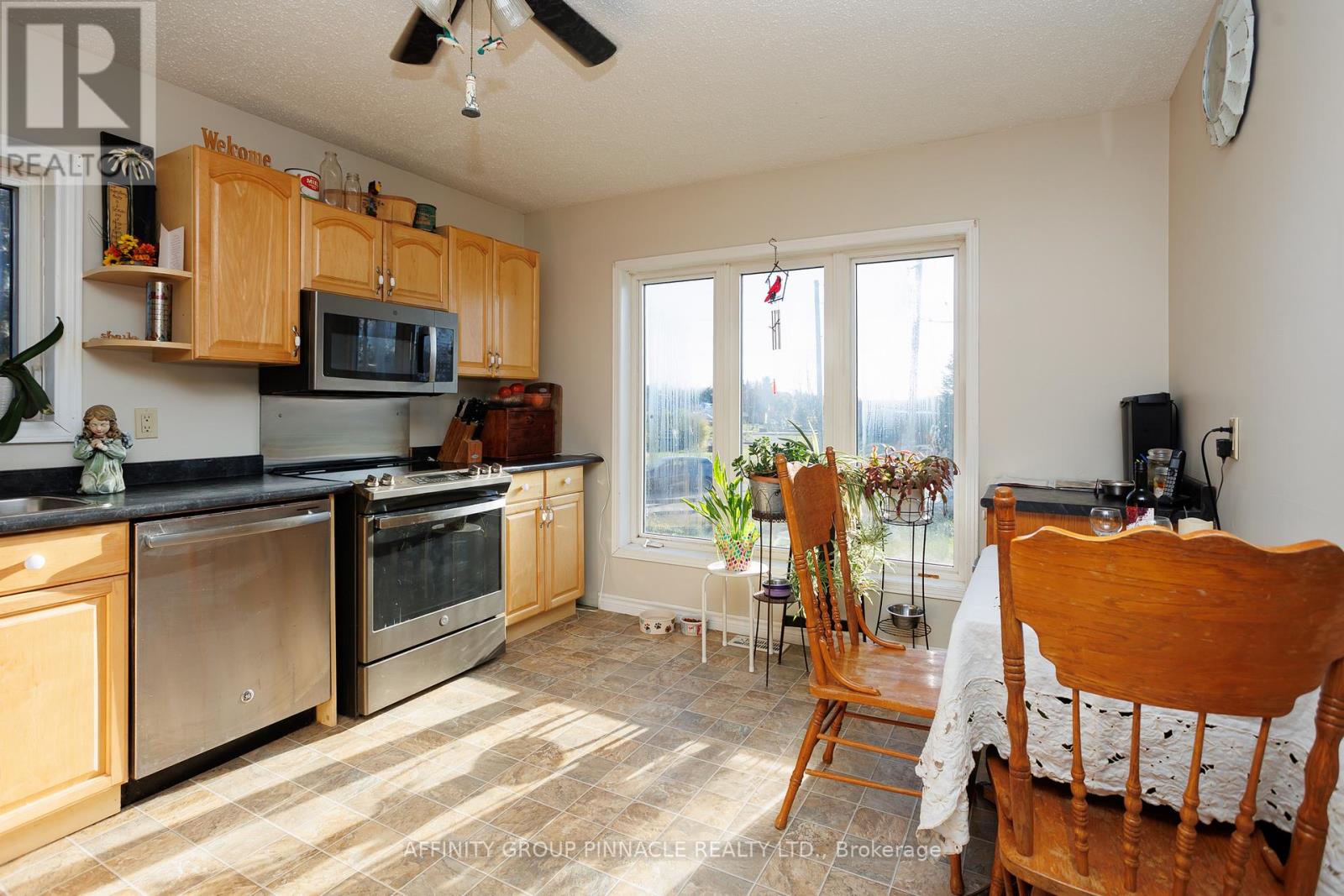 18 Summerside Road, Kawartha Lakes (Coboconk), Ontario  K0M 1K0 - Photo 13 - X12495978