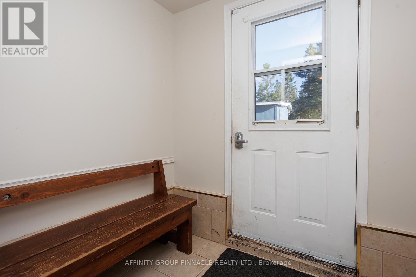 18 Summerside Road, Kawartha Lakes (Coboconk), Ontario  K0M 1K0 - Photo 28 - X12495978