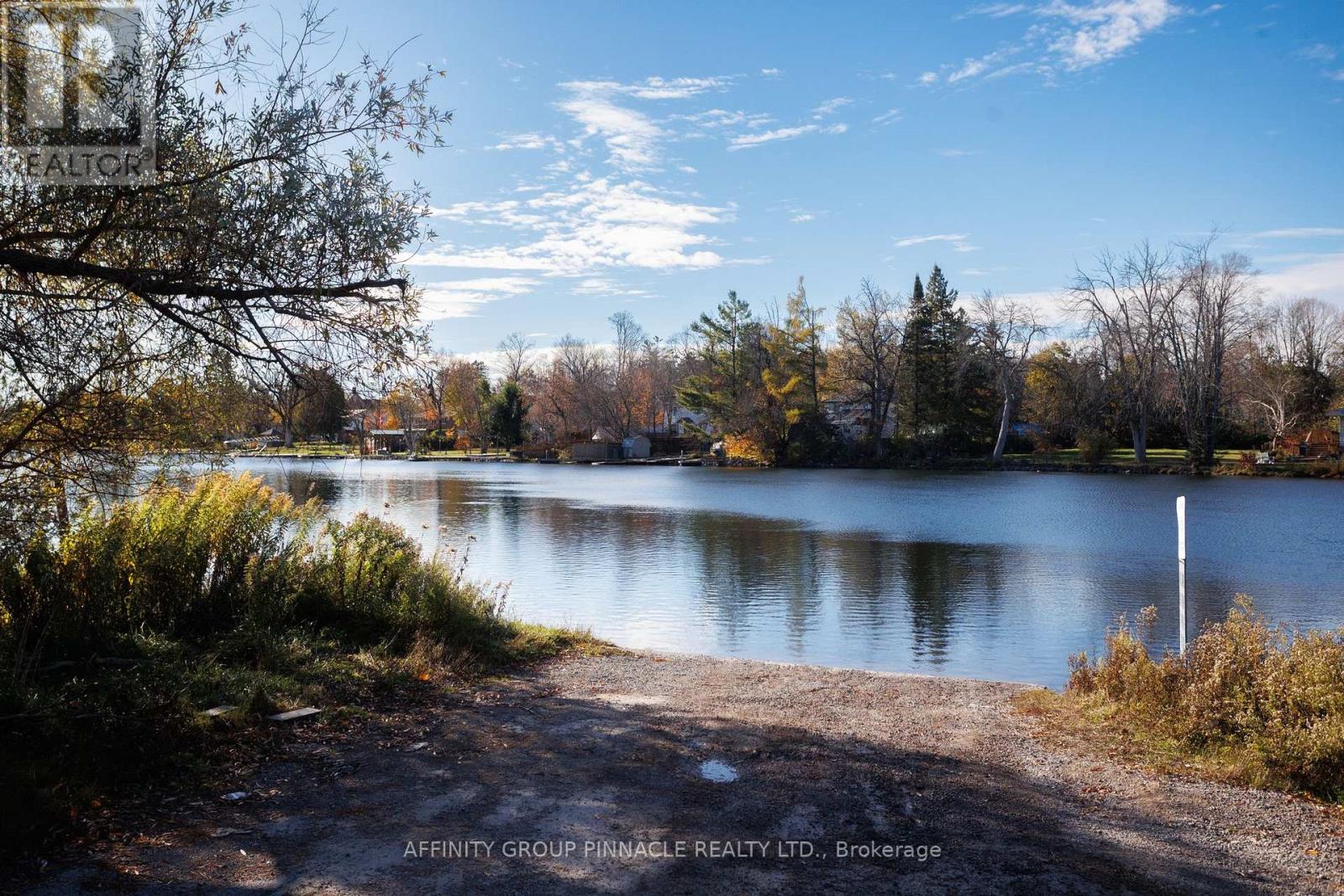 18 Summerside Road, Kawartha Lakes (Coboconk), Ontario  K0M 1K0 - Photo 9 - X12495978