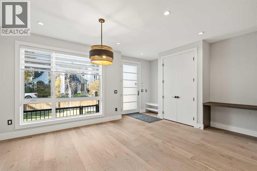 720 15 Street Nw, Calgary, Alberta  T2N 2B2 - Photo 4 - A2263806