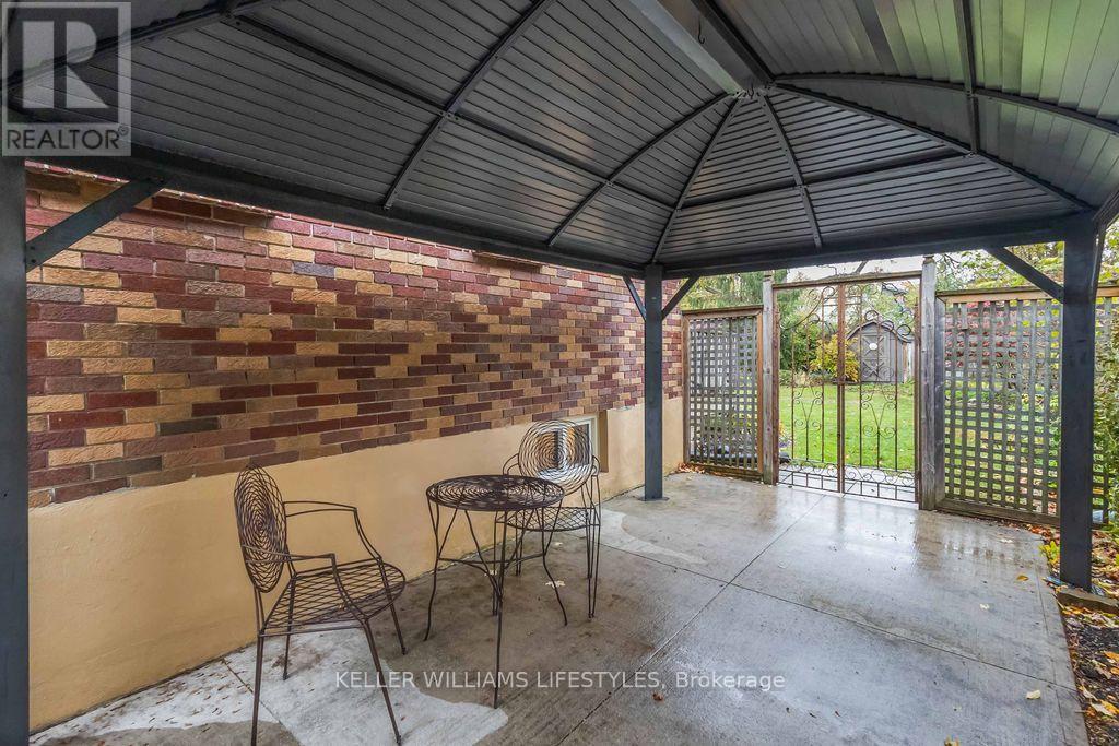 344 Emery St E Street, London South, Ontario  N6C 2E5 - Photo 10 - X12495844