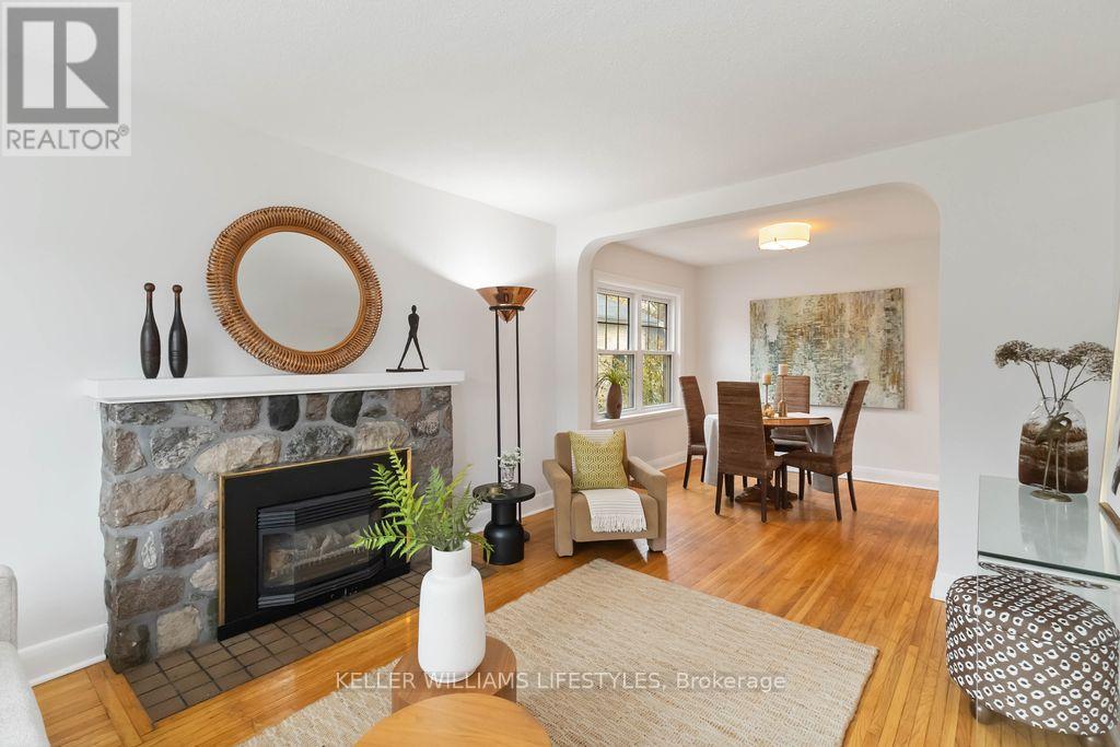 344 Emery St E Street, London South, Ontario  N6C 2E5 - Photo 2 - X12495844