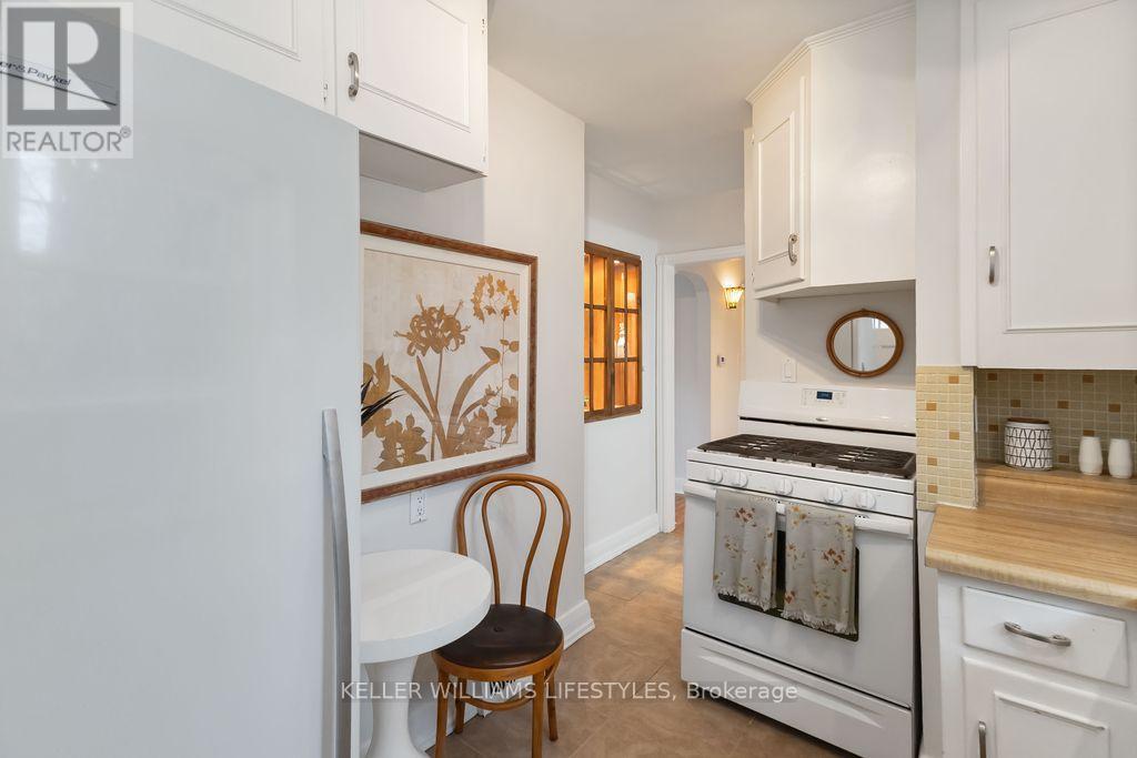 344 Emery St E Street, London South, Ontario  N6C 2E5 - Photo 21 - X12495844