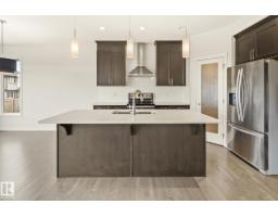 5404 22 AV SW Walker