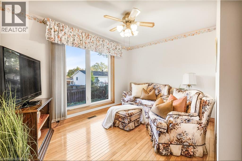 Photo 13 at 48 Ellenson Drive, Brantford Photo 13 at 48 Ellenson Drive, Brantford