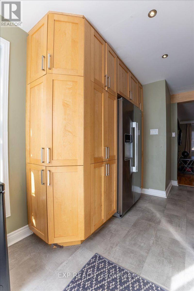 320 Joffre-Belanger Way, Ottawa, Ontario  K1L 5K4 - Photo 15 - X12495858