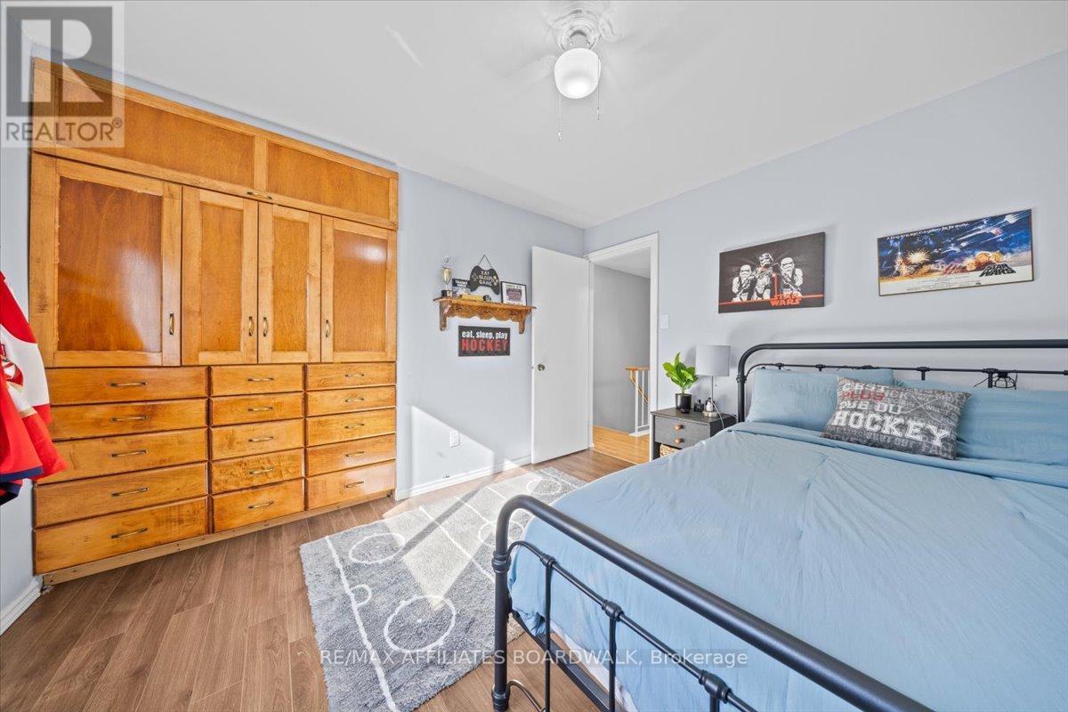 42 Haywood Crescent, Ottawa, Ontario  K2L 2J2 - Photo 29 - X12495870