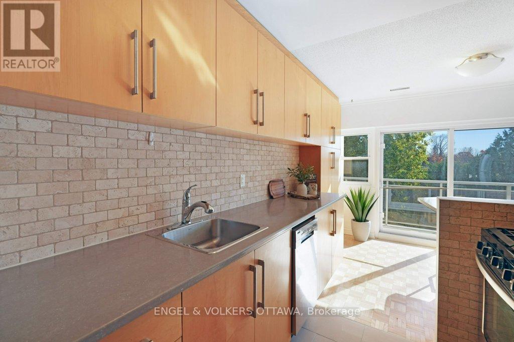 216 - 12 Corkstown Road, Ottawa, Ontario  K2H 5B3 - Photo 18 - X12495878