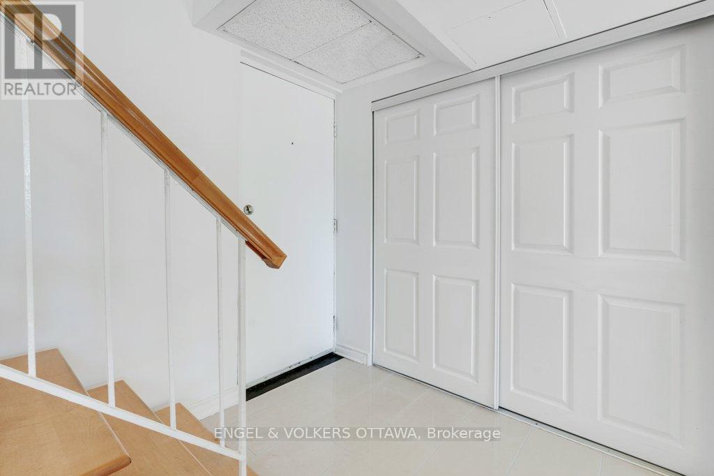 216 - 12 Corkstown Road, Ottawa, Ontario  K2H 5B3 - Photo 8 - X12495878