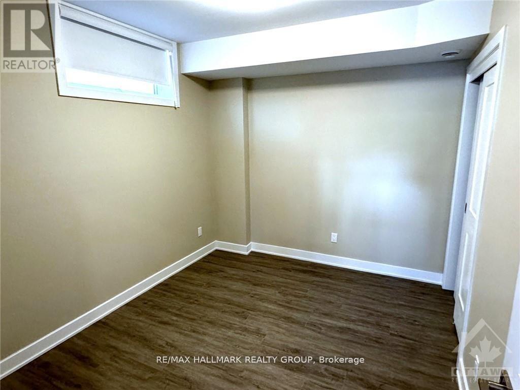 B - 316 Mona Avenue, Ottawa, Ontario  K1L 7A2 - Photo 13 - X12495890