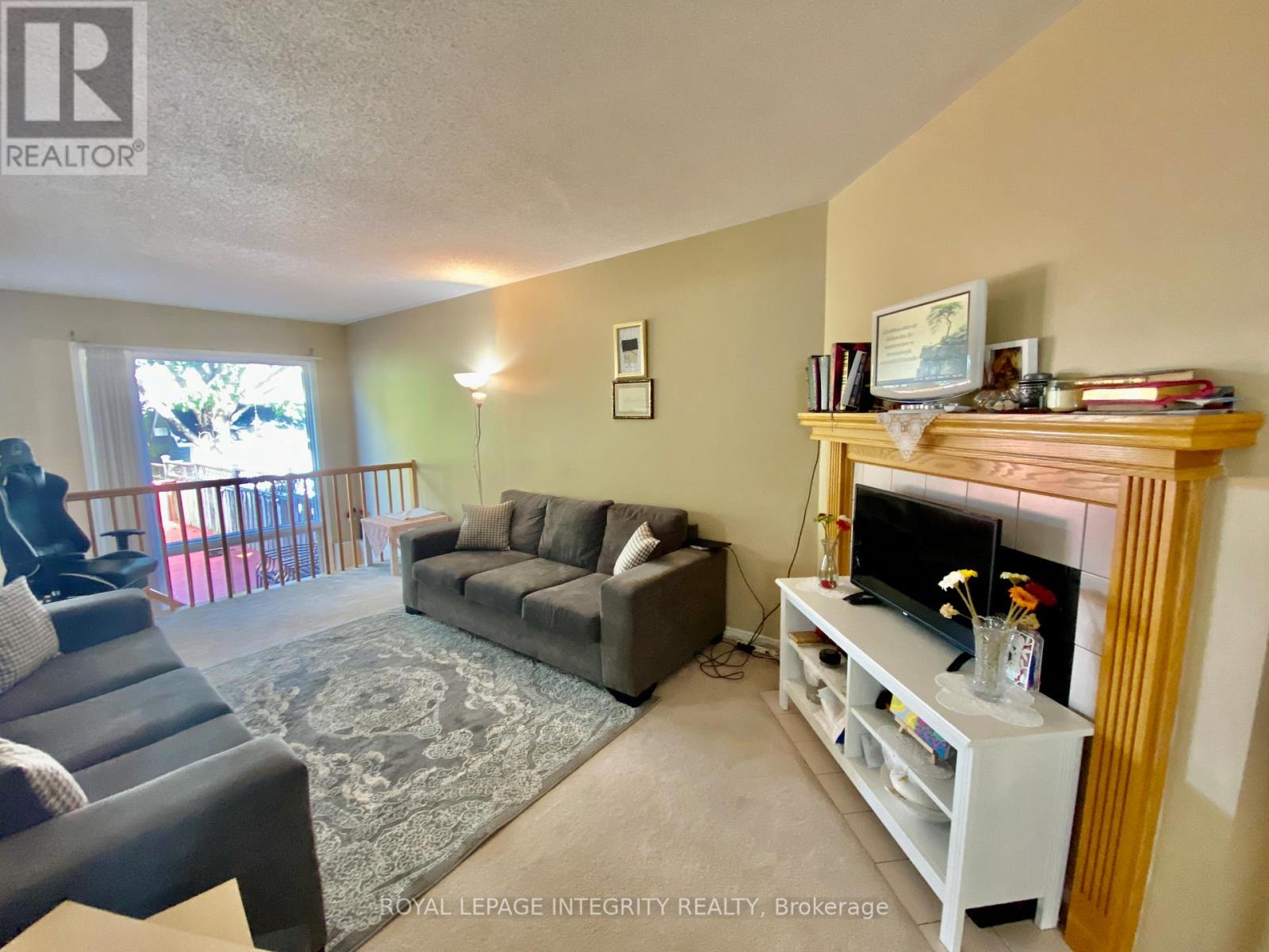 40 Jackman Terrace, Ottawa, Ontario  K2L 4E1 - Photo 10 - X12495976