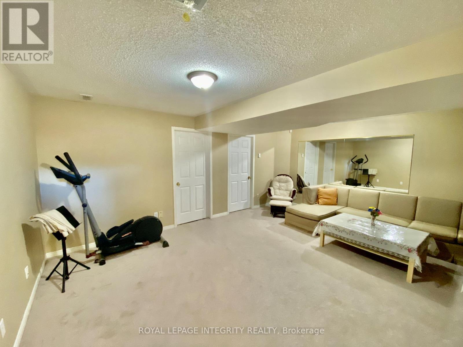 40 Jackman Terrace, Ottawa, Ontario  K2L 4E1 - Photo 24 - X12495976